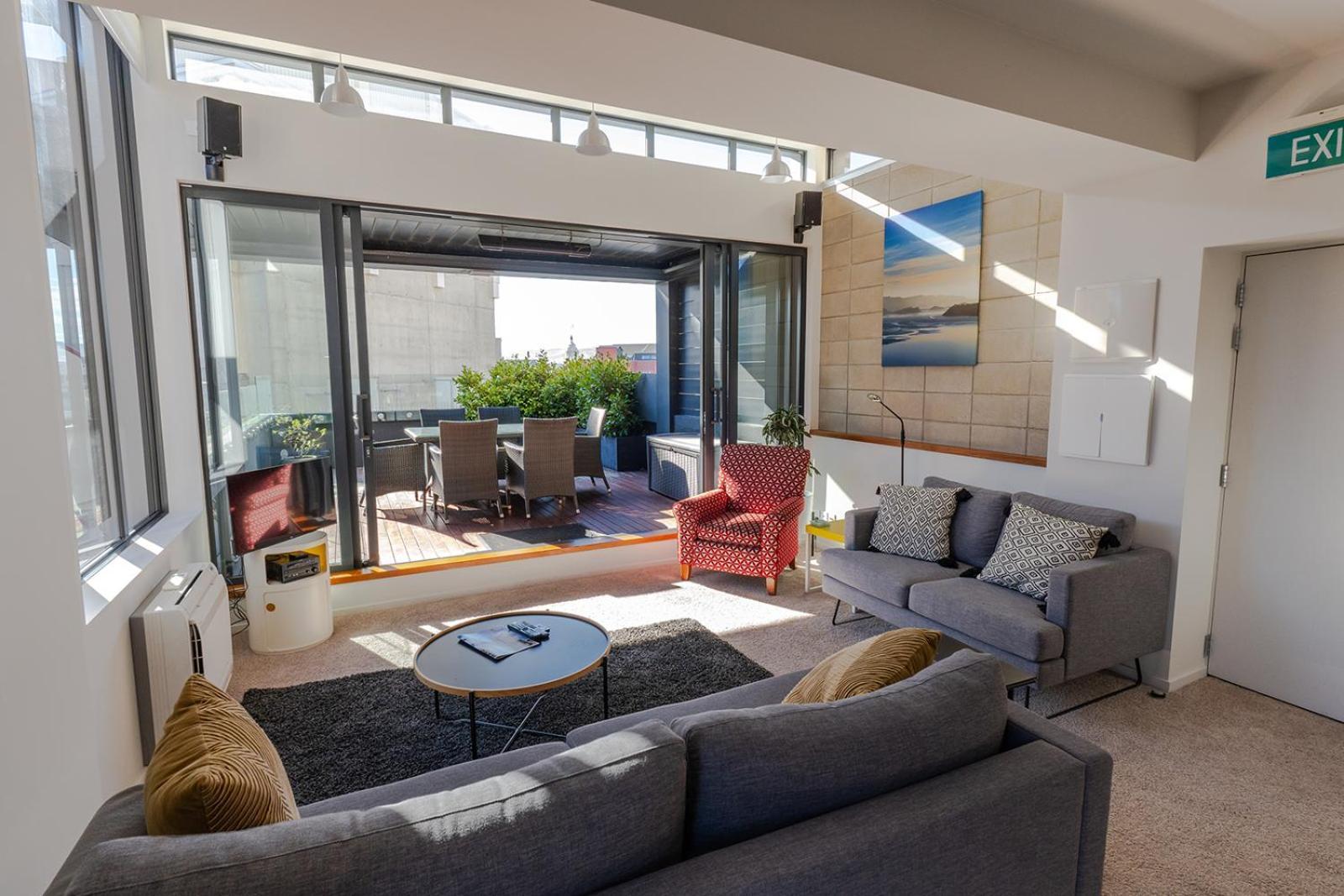 Deluxe Inner-City Apartment On Moray Dunedin Ngoại thất bức ảnh